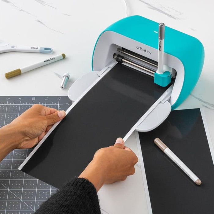Cricut Joy Smart Vinyl P/Canetas Preto 5.5X13 4fls - PapelojaCricut093573326813