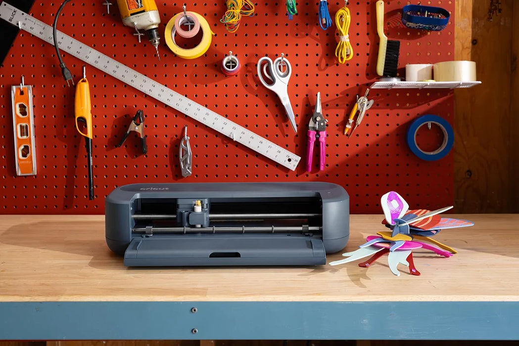Cricut Maker 5 Essentials Bundle